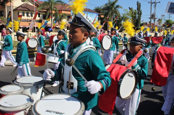 alat marchingband sd