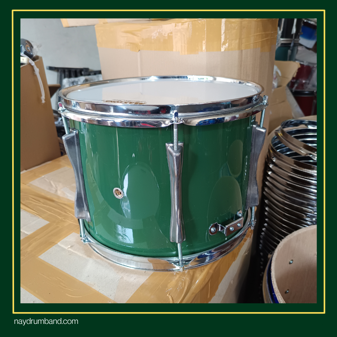 alat drumband senar
